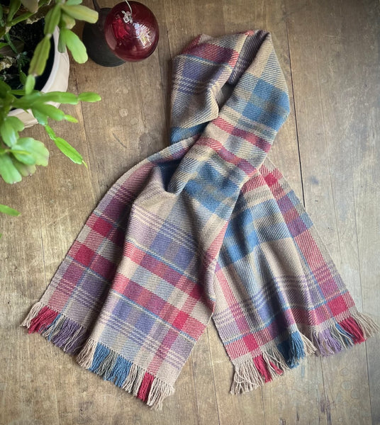 The Hanratty: a plaid scarf kit for weaving in 100% camel yarn